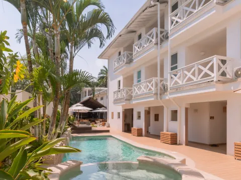 Gigi Brown Beachfront Santa Teresa